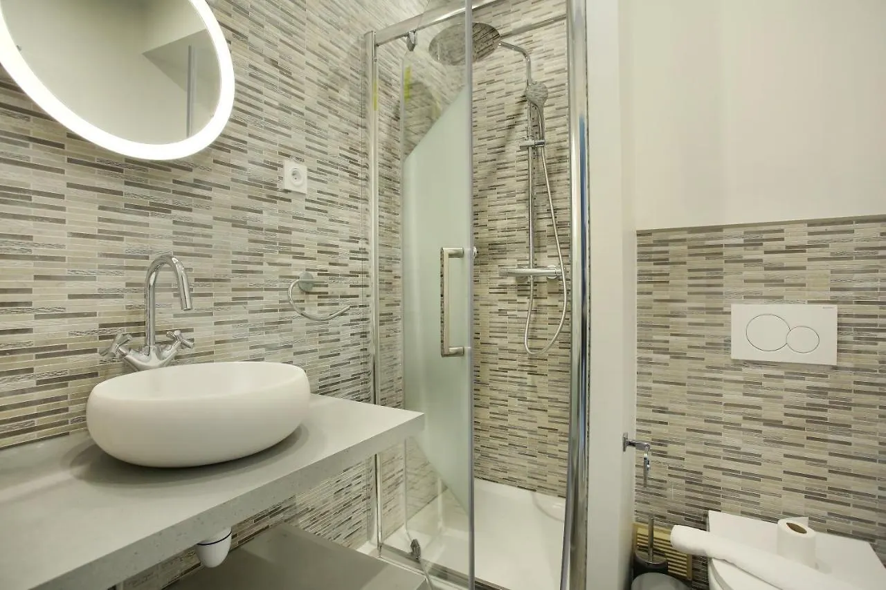 Rent A - Cosy 1bdr Apartment Paris
